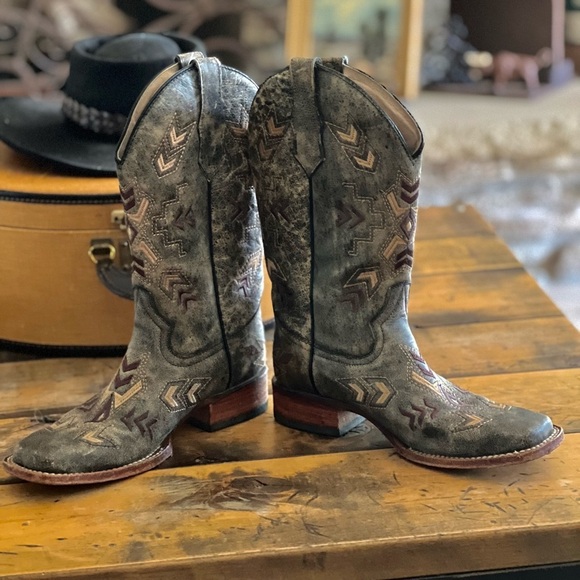 Circle G Corral Square toe cowboy/cowgirl boots Lt black/gray brown 8 - Picture 13 of 14